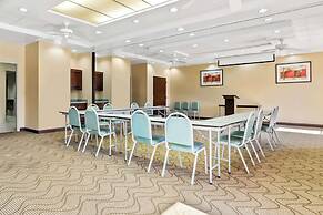 Comfort Suites Lumberton