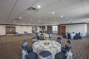 Quality Inn & Suites Cincinnati Downtown