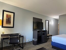 Baymont by Wyndham Louisville Airport South
