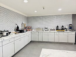 Baymont by Wyndham Louisville Airport South