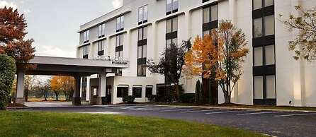 Four Points by Sheraton Chicago Westchester/Oak Brook