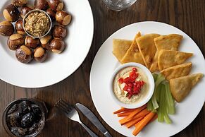 Four Points by Sheraton Chicago Westchester/Oak Brook