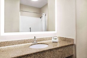 Wingate by Wyndham Fletcher at Asheville Airport