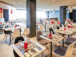 ibis London Heathrow Airport