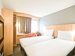 ibis London Heathrow Airport