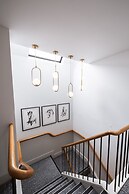 Stirrups Hotel