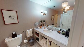 Simsbury Inn