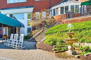 Simsbury Inn