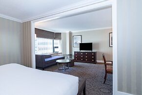 Sandman Signature Edmonton Downtown Hotel