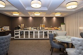 Sandman Signature Edmonton Downtown Hotel