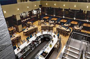 Sandman Signature Edmonton Downtown Hotel