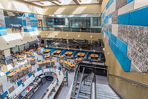 Sandman Signature Edmonton Downtown Hotel