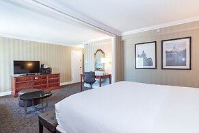 Sandman Signature Edmonton Downtown Hotel