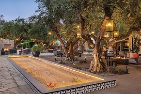 Tommy Bahama Miramonte Resort & Spa