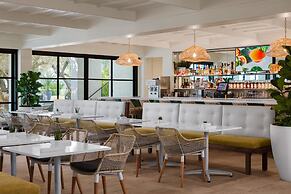 Tommy Bahama Miramonte Resort & Spa