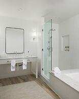 Tommy Bahama Miramonte Resort & Spa