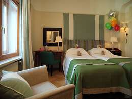 Rocco Forte Astoria Hotel