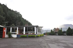 Silver Hills Motel