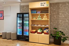 Garner Reading City Centre by IHG