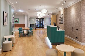 Garner Reading City Centre by IHG