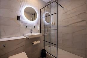 Garner Reading City Centre by IHG