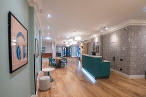 Garner Reading City Centre by IHG