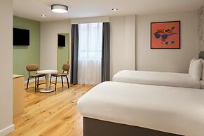 Garner Reading City Centre by IHG