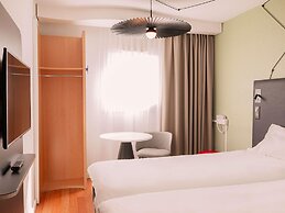 Ibis Aix en Provence Hotel