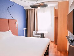 Ibis Aix en Provence Hotel
