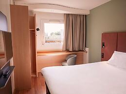 Ibis Aix en Provence Hotel