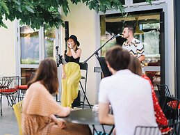 Ibis Aix en Provence Hotel