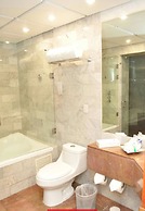 Royal Pedregal Hotel