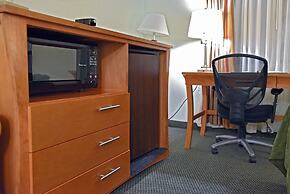 Quality Inn & Suites near I-480 and I-29
