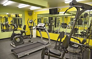 Quality Inn & Suites near I-480 and I-29