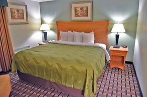 Quality Inn & Suites near I-480 and I-29
