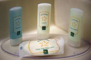 Quality Inn & Suites near I-480 and I-29