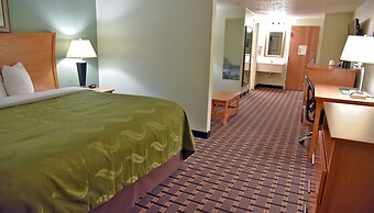 Quality Inn & Suites near I-480 and I-29