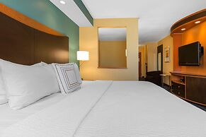 AmericInn by Wyndham St. Cloud MN Shopping Area