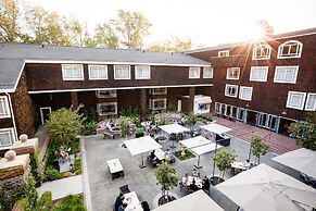 The Stanford Park Hotel