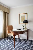 The Stanford Park Hotel