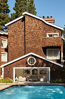 The Stanford Park Hotel