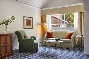 The Stanford Park Hotel