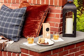 The Stanford Park Hotel