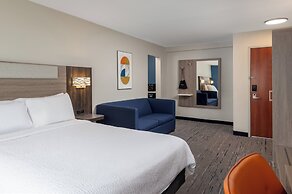 Holiday Inn Express Portland South-Lake Oswego by IHG