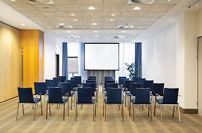 Ramada by Wyndham Amsterdam Airport Schiphol