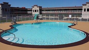 Ramada Hotel & Conference Center by Wyndham Edgewood