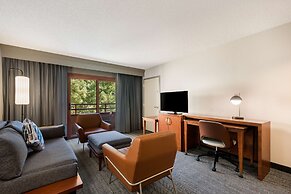 Sonesta Select San Jose Airport