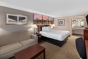 Days Inn by Wyndham Columbia Kentucky