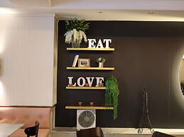 Novotel Sydney International Airport Hotel