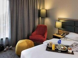 Novotel Sydney International Airport Hotel